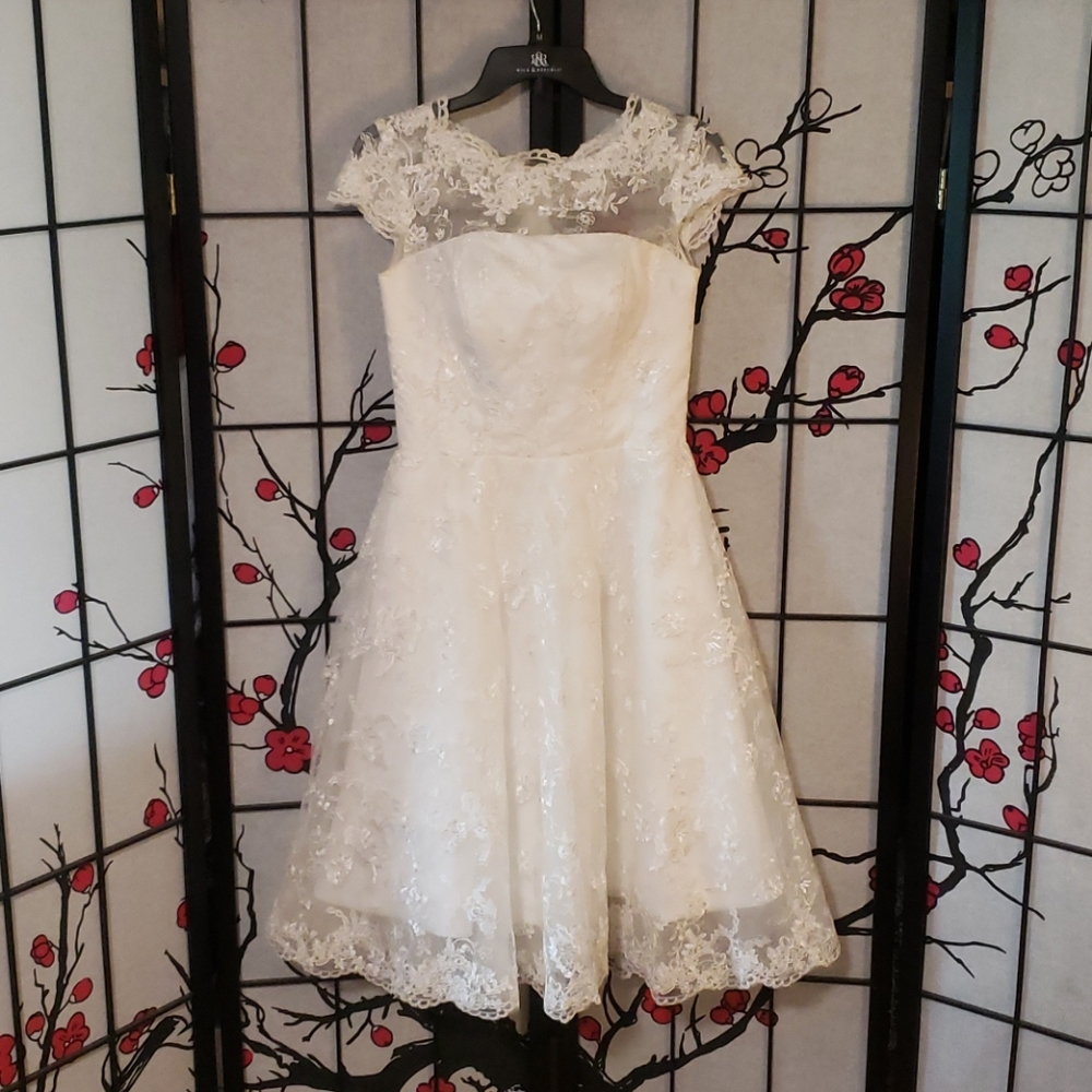 Vintage-style Wedding dress